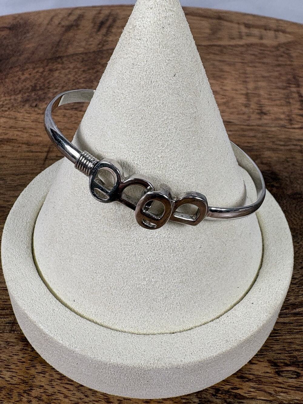 VTG CARIBBEAN BRACELET CO CBC 925 STERLING SILVER BB HOOK BANGLE BRACELET 7"